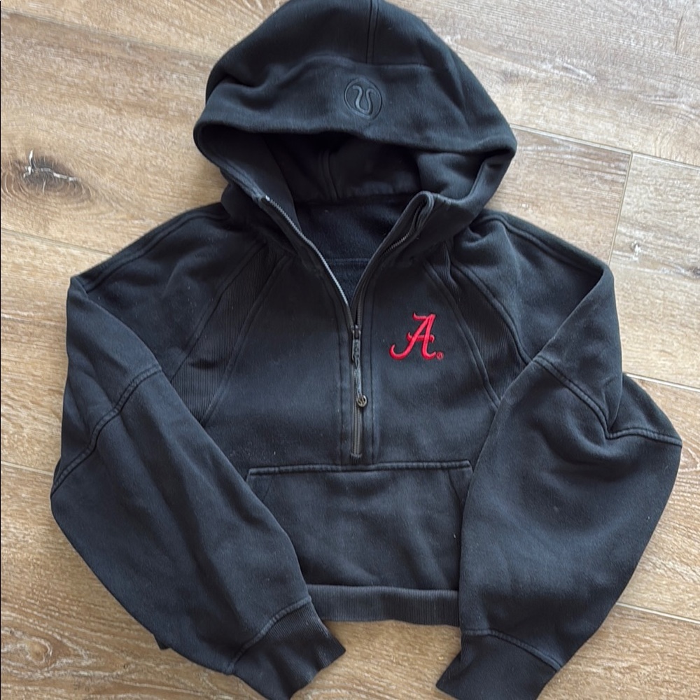 Alabama Lululemon Cropped Black Scuba Hoodie with Script A Logo